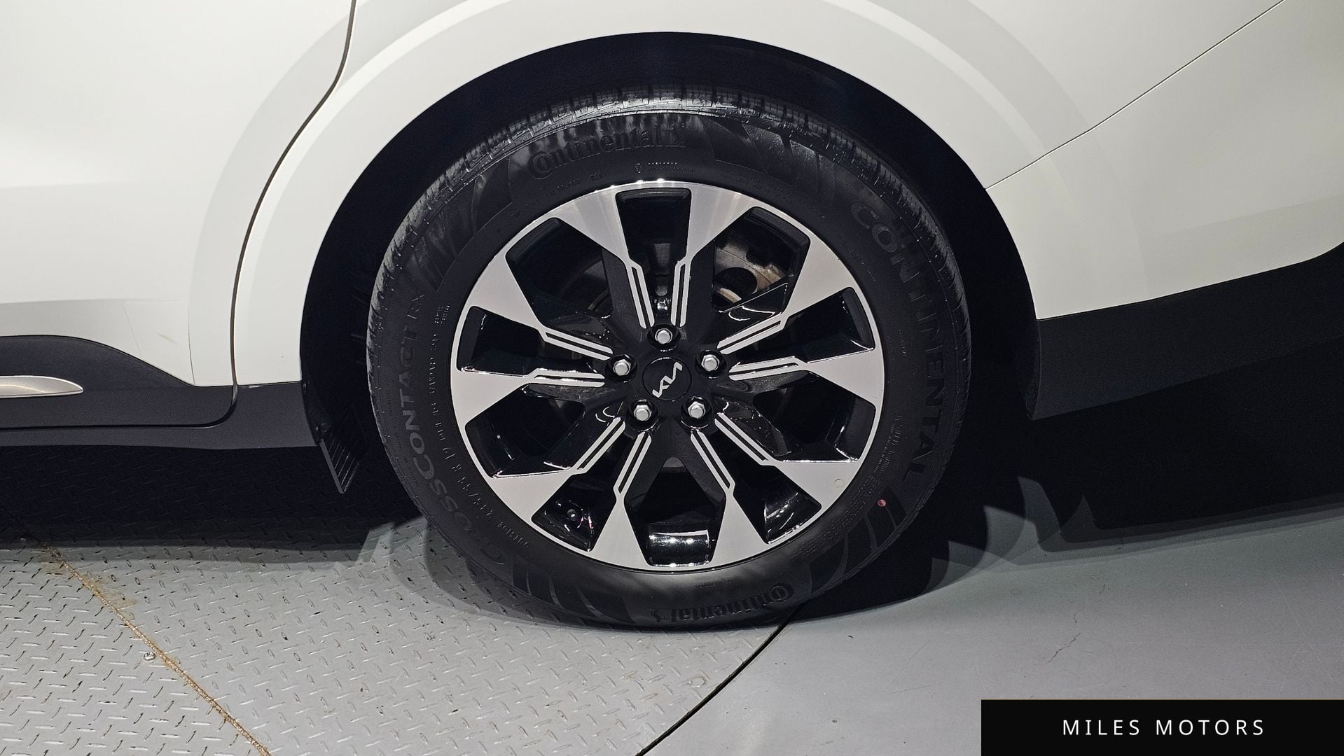 Kia Carnival 2023 — миниатюра 7