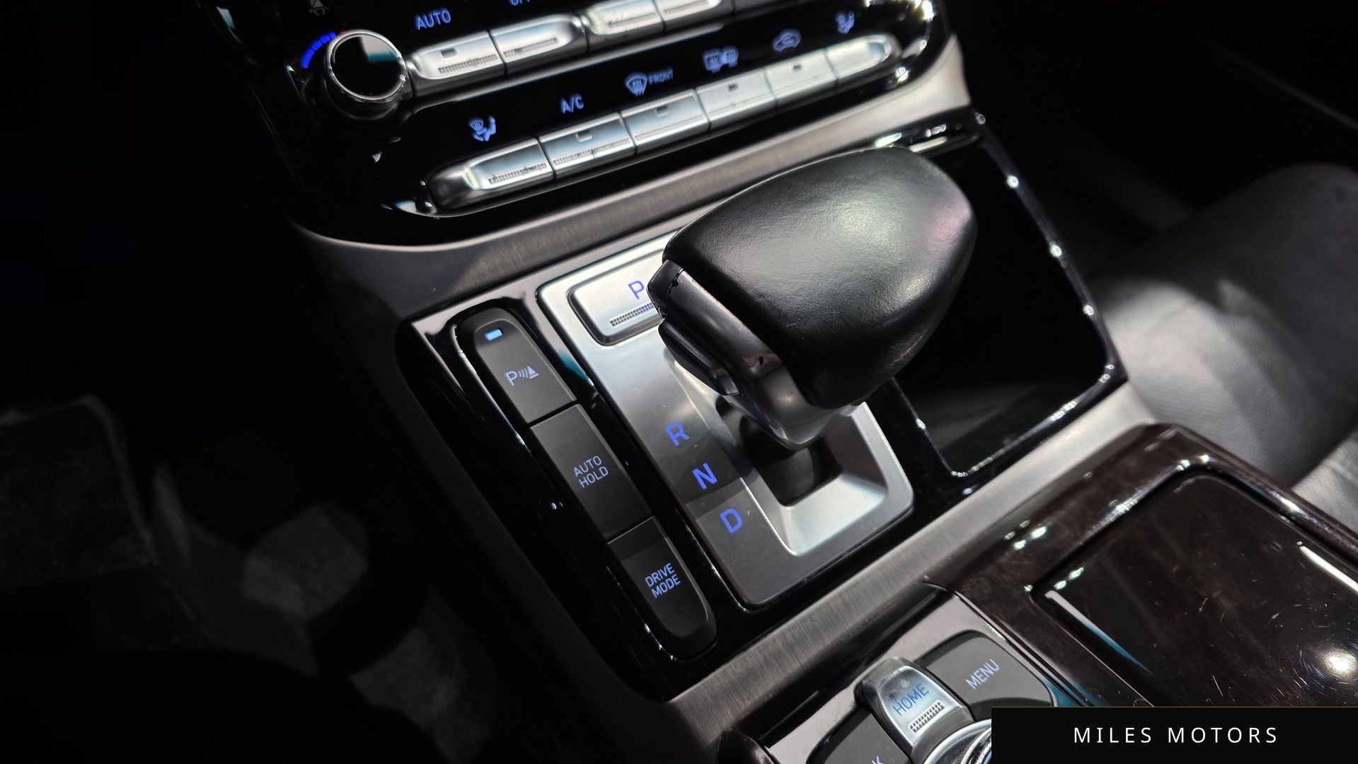 Genesis EQ900 2016 — миниатюра 9