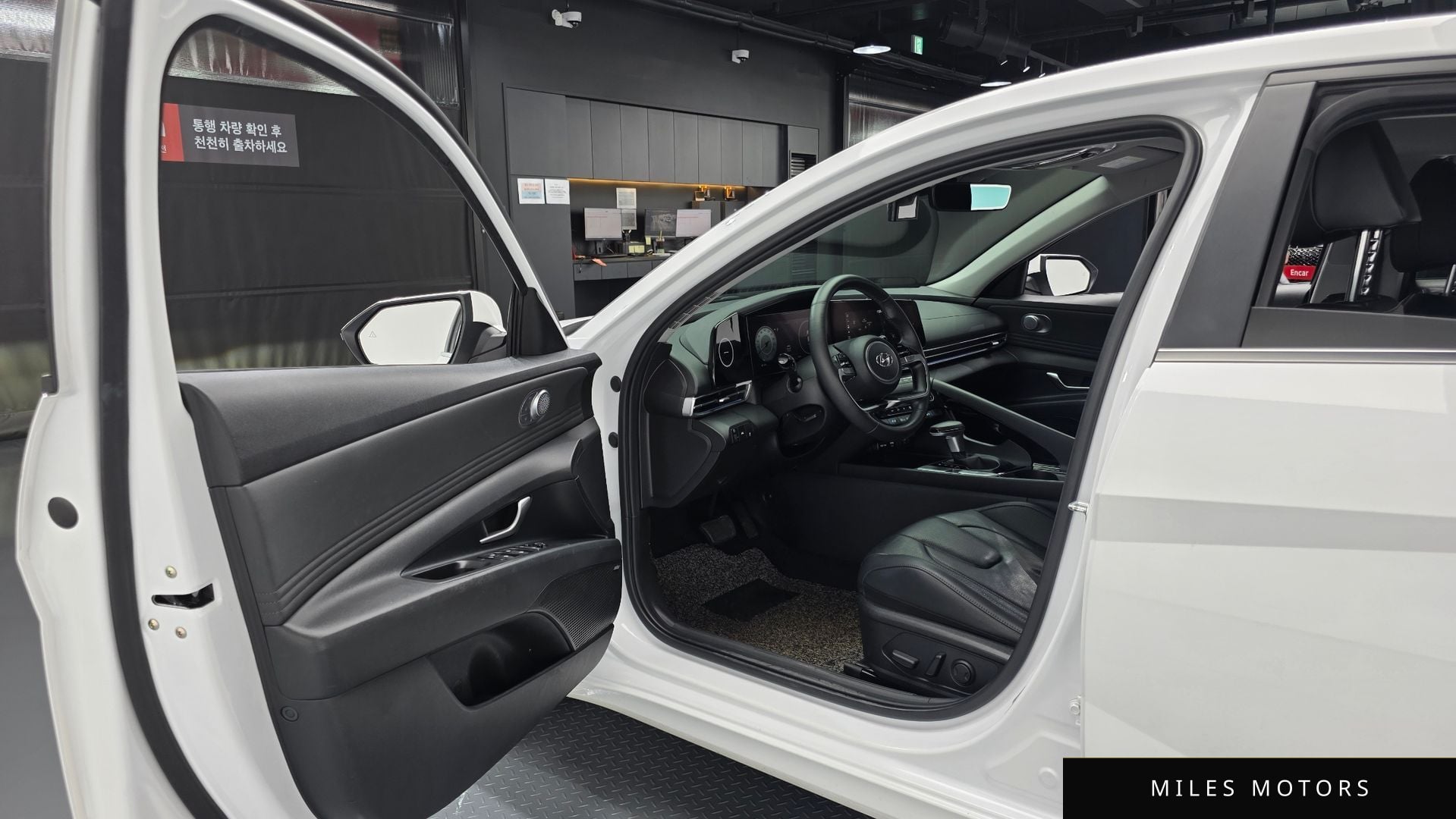 Hyundai AVANTE 2021 — миниатюра 12
