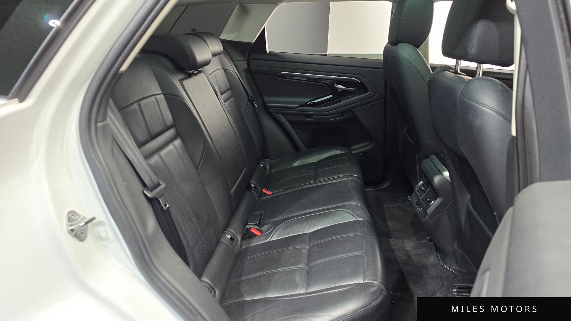 Land Rover Range Rover Evoque 2020 — миниатюра 11