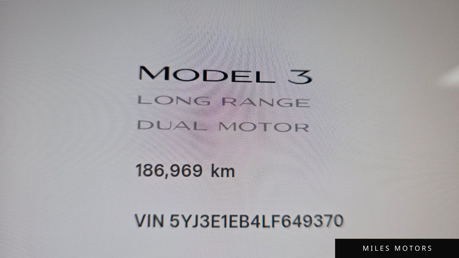 Tesla Model 3 2020 — миниатюра 8
