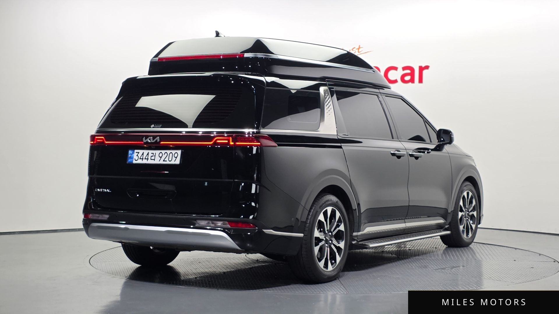 Kia Carnival 2023 — миниатюра 2