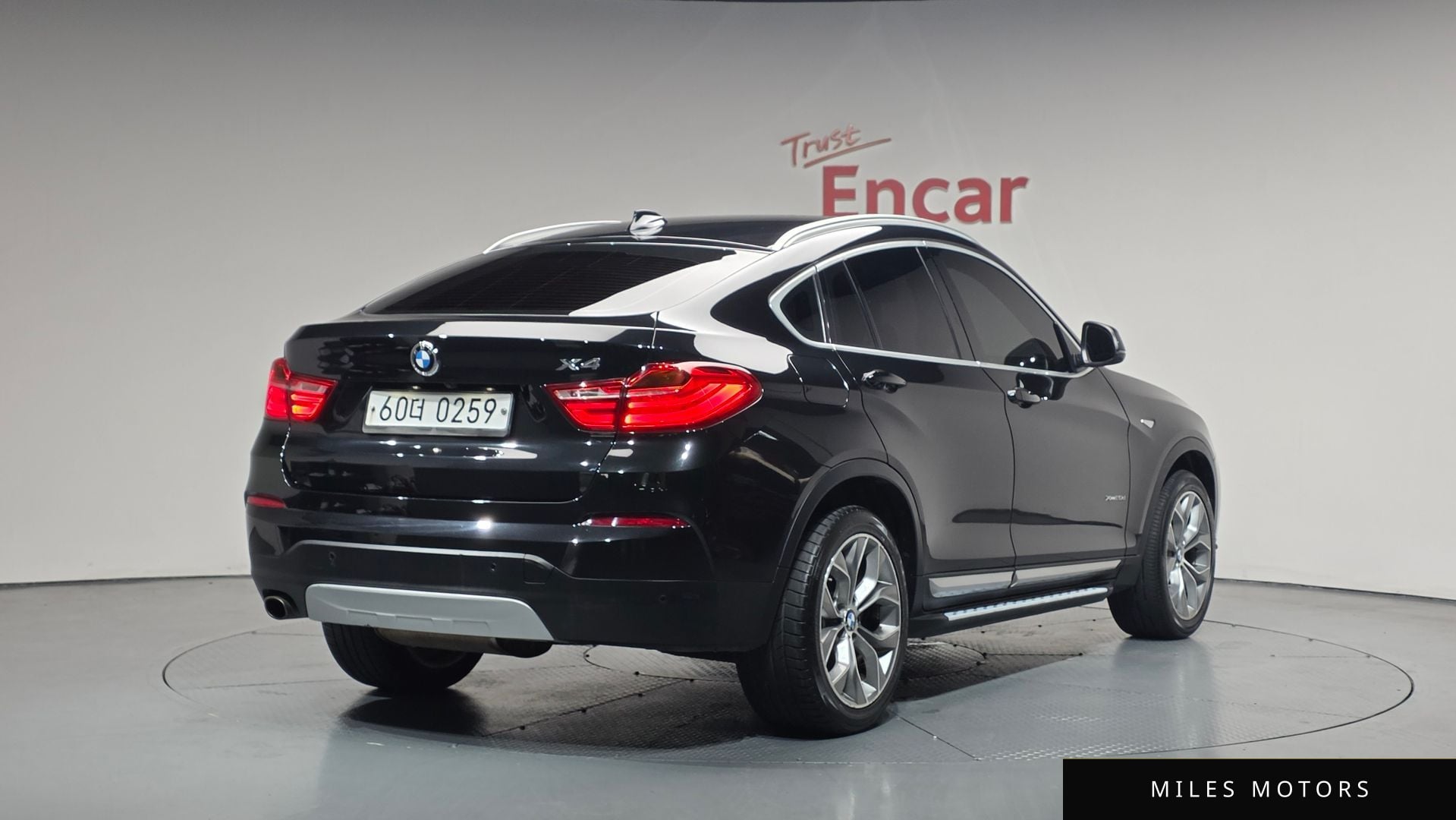 BMW X4 (F26) 2016 — фото 1 из 12