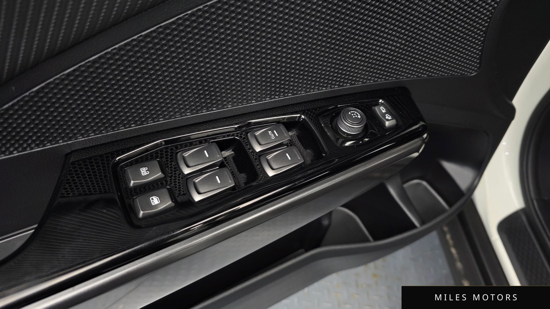 KG Mobility TIBOLI 2021 — миниатюра 11