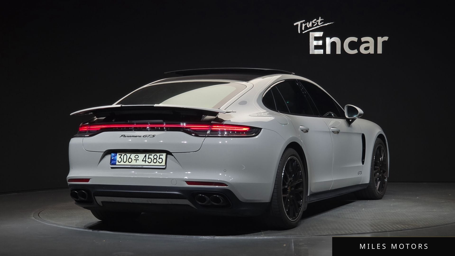 Porsche Panamera 2021 — миниатюра 2