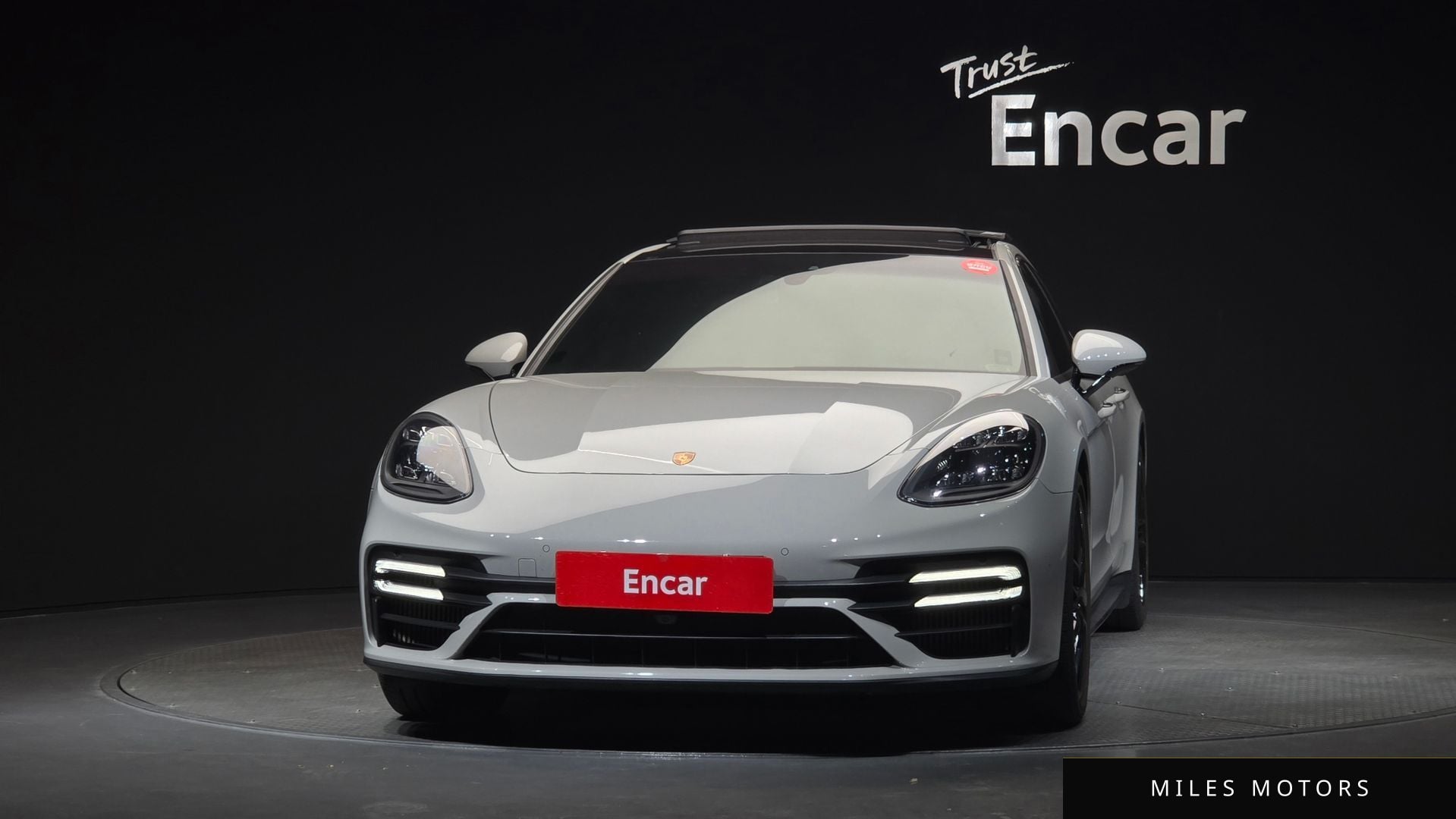 Porsche Panamera 2021 — миниатюра 3
