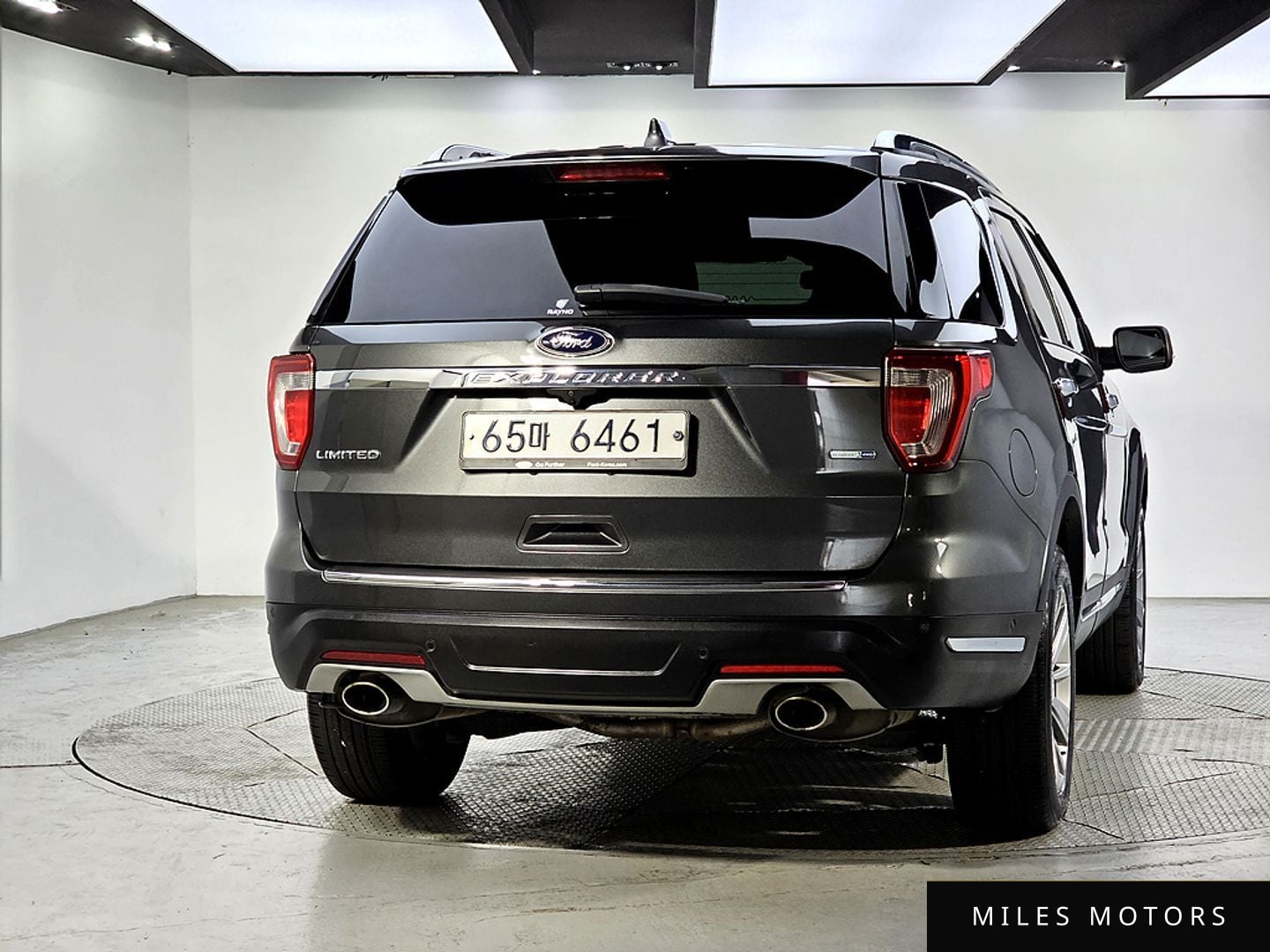 Ford Explorer 2019 — миниатюра 3