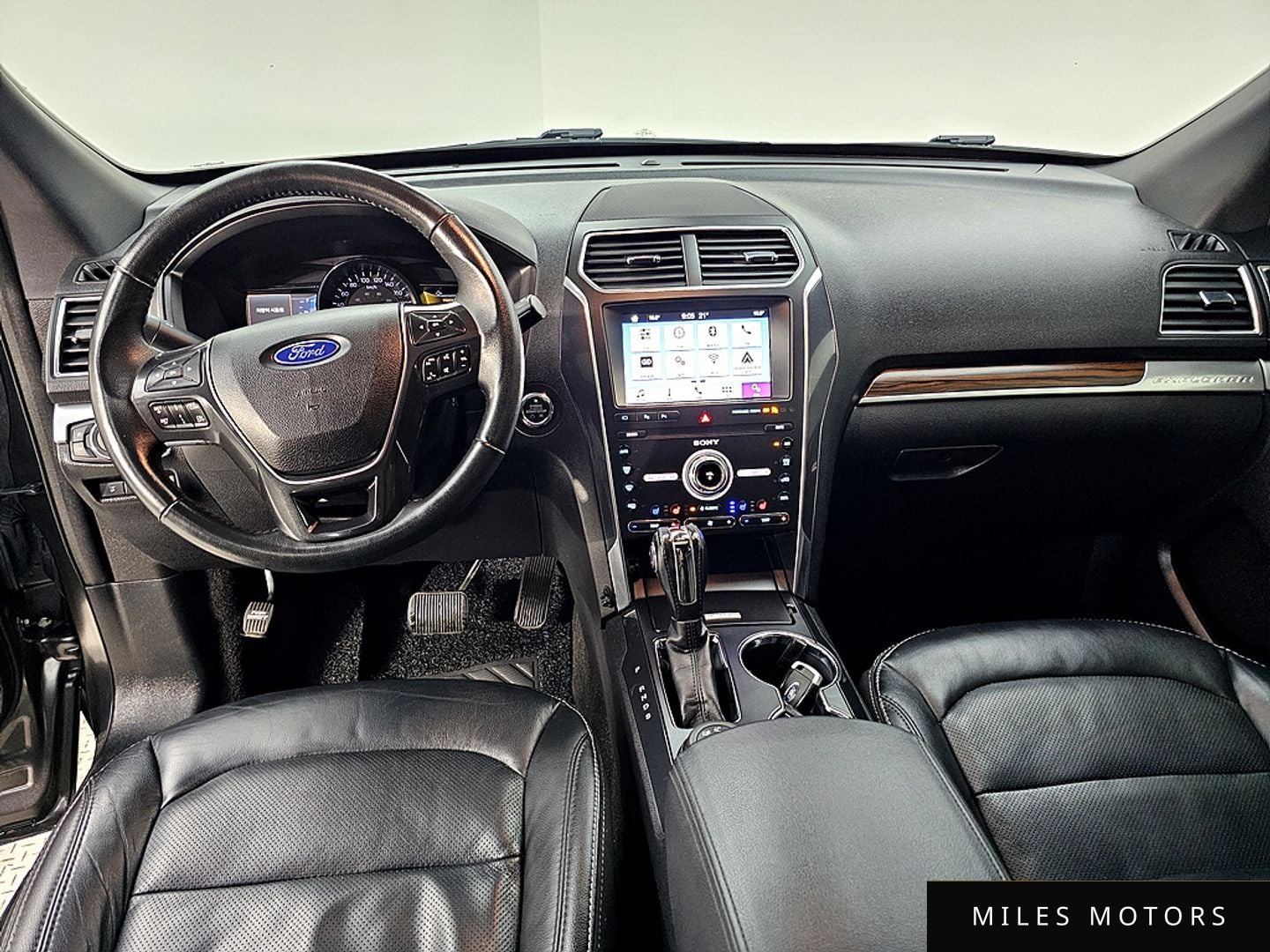 Ford Explorer 2019 — миниатюра 5