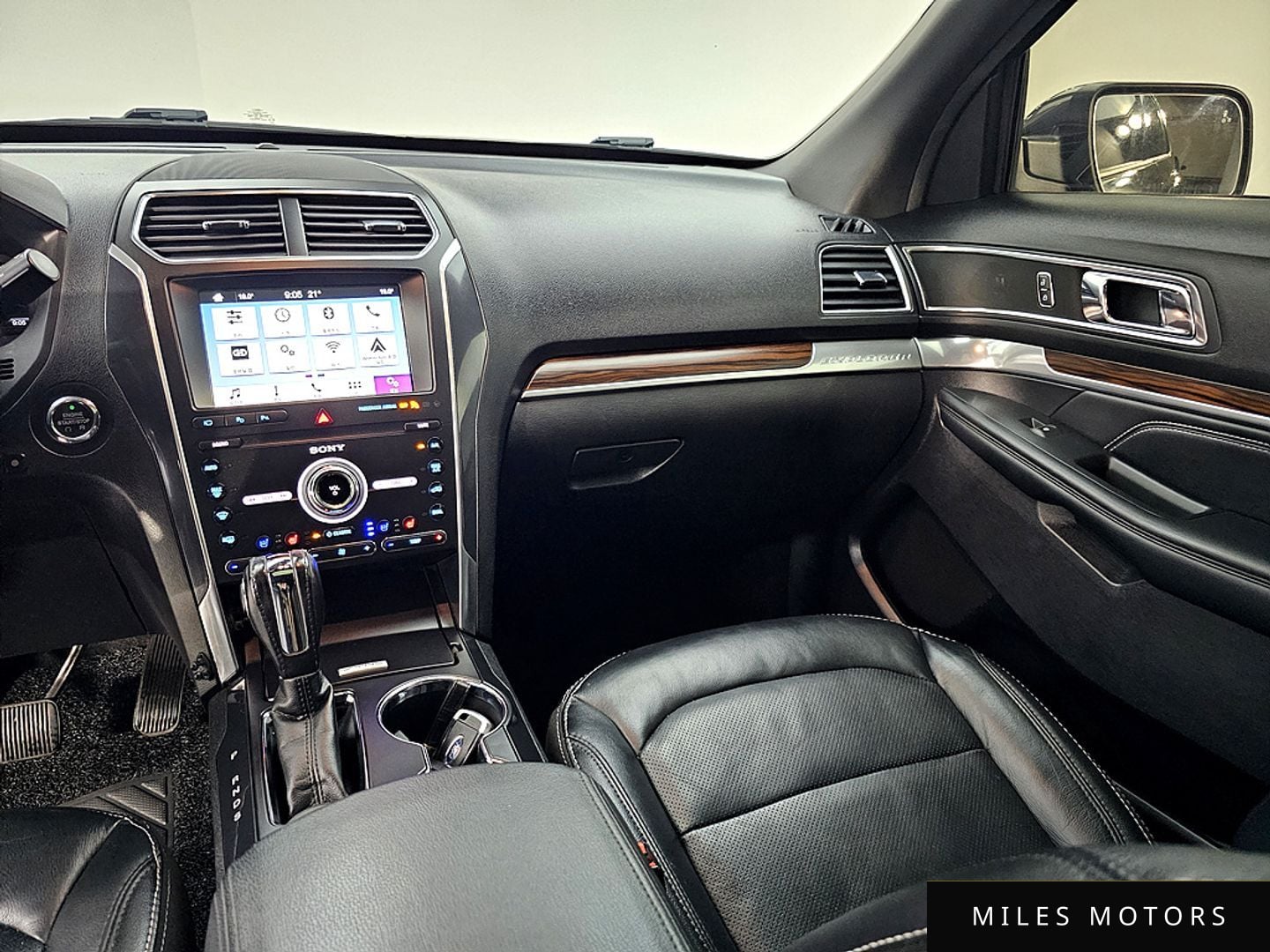 Ford Explorer 2019 — миниатюра 10