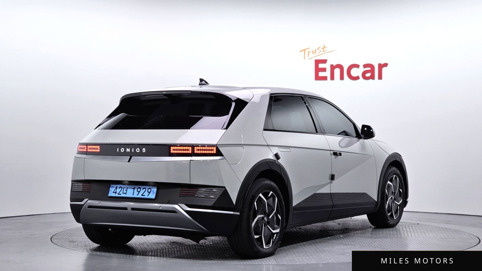 Hyundai Ioniq5 2022 — миниатюра 2