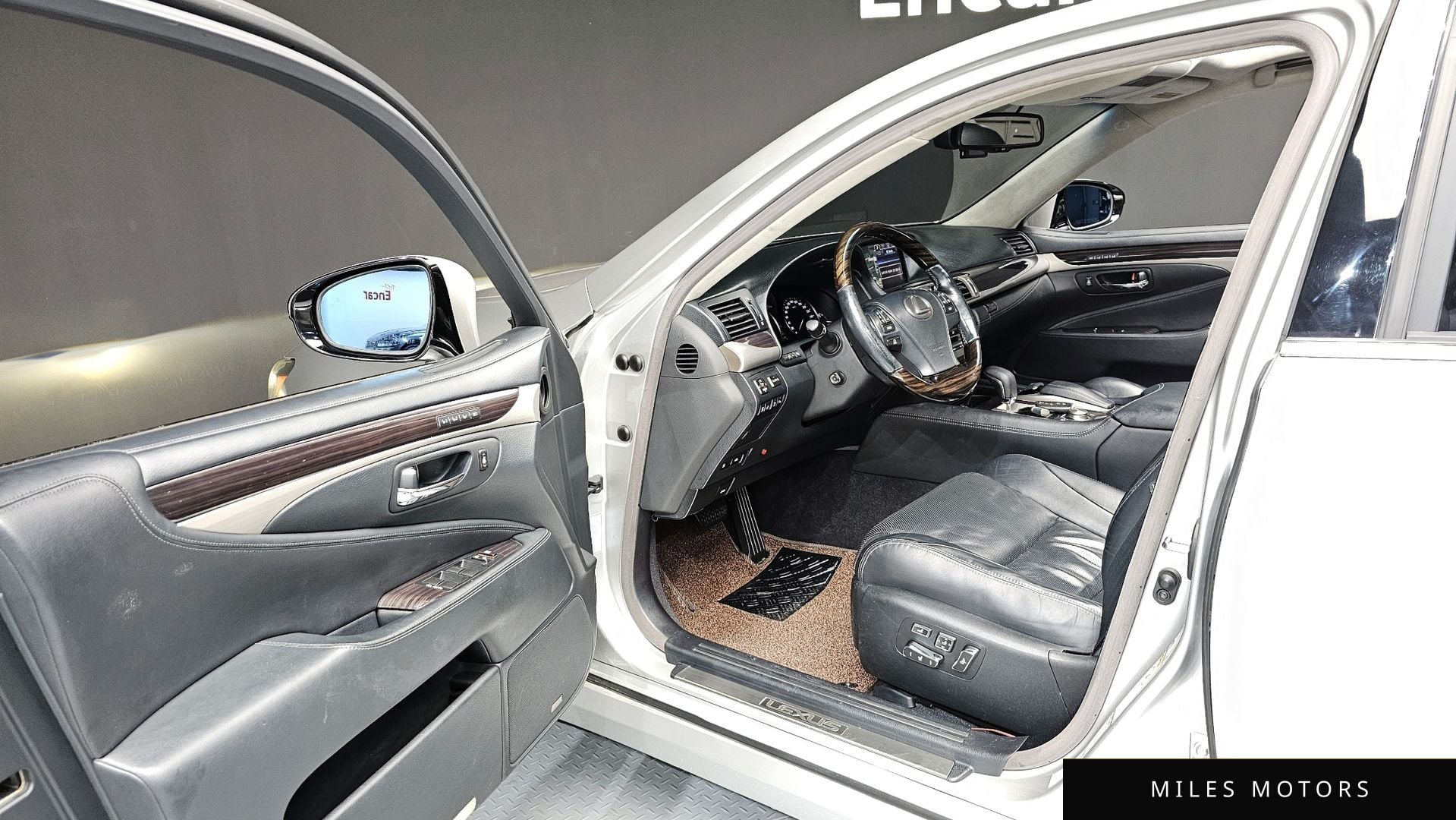 Лексус LS600hL 2014 — миниатюра 10