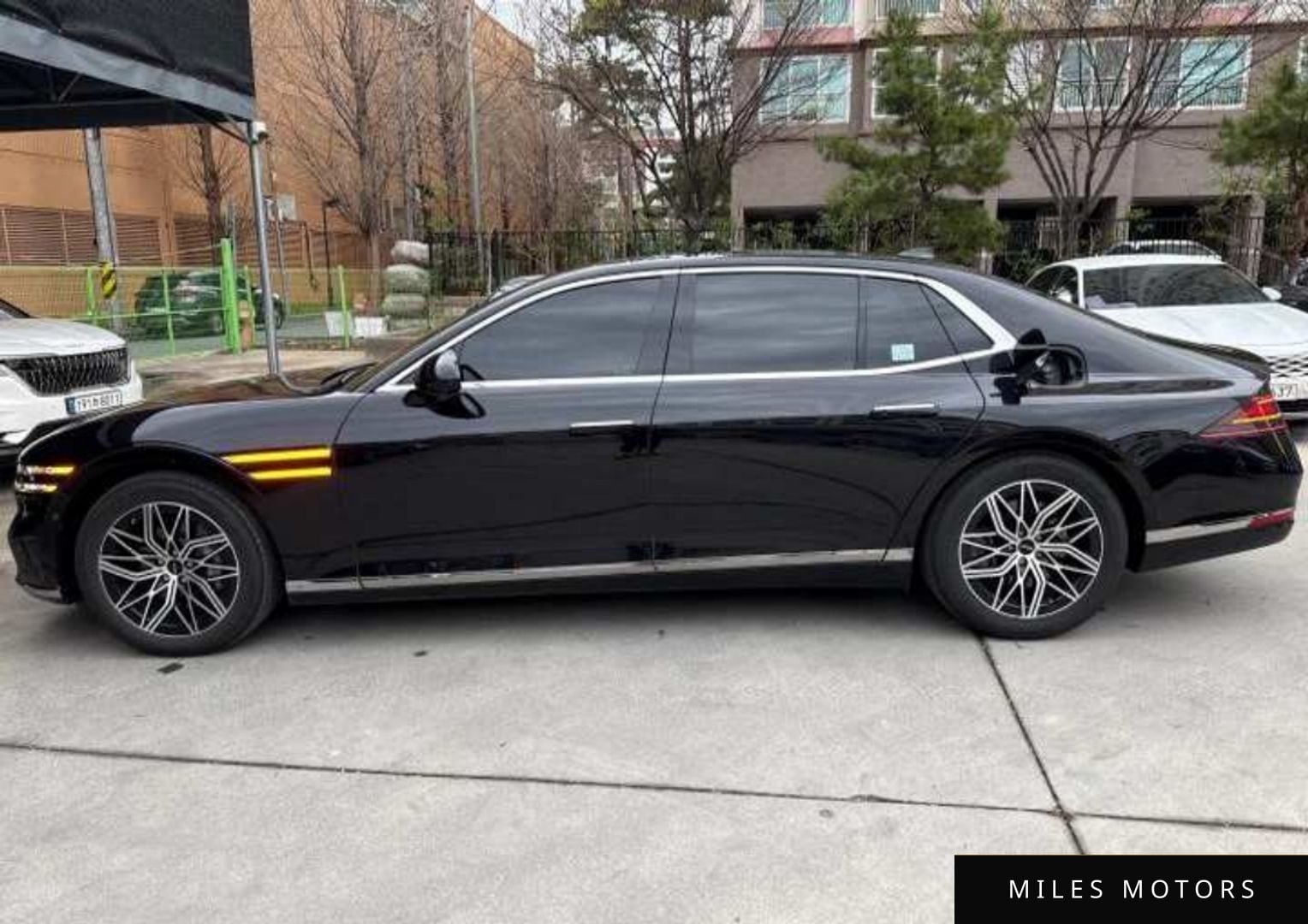 Genesis G90 (RS4) 2023 — миниатюра 5