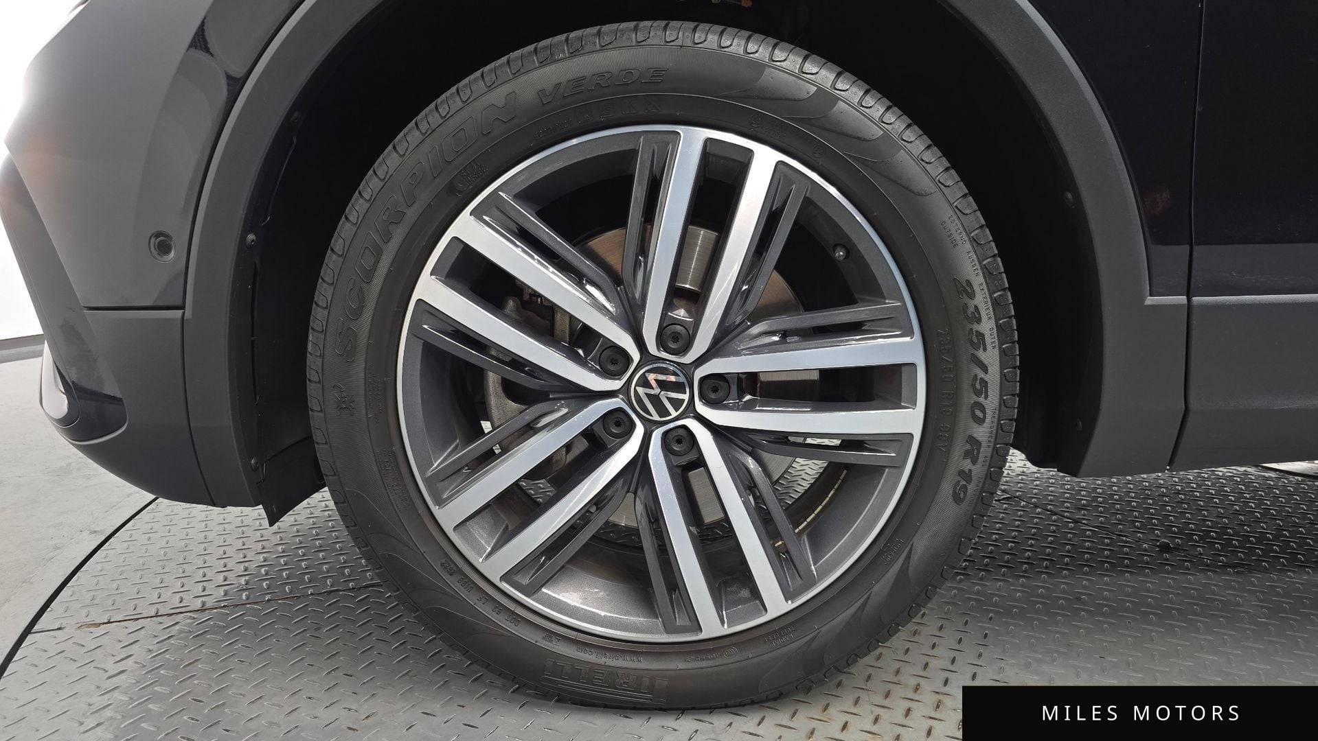 Volkswagen Tiguan 2023 — миниатюра 4