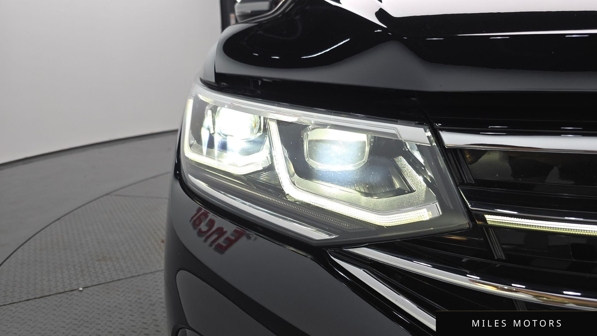 Volkswagen Tiguan 2023 — миниатюра 7