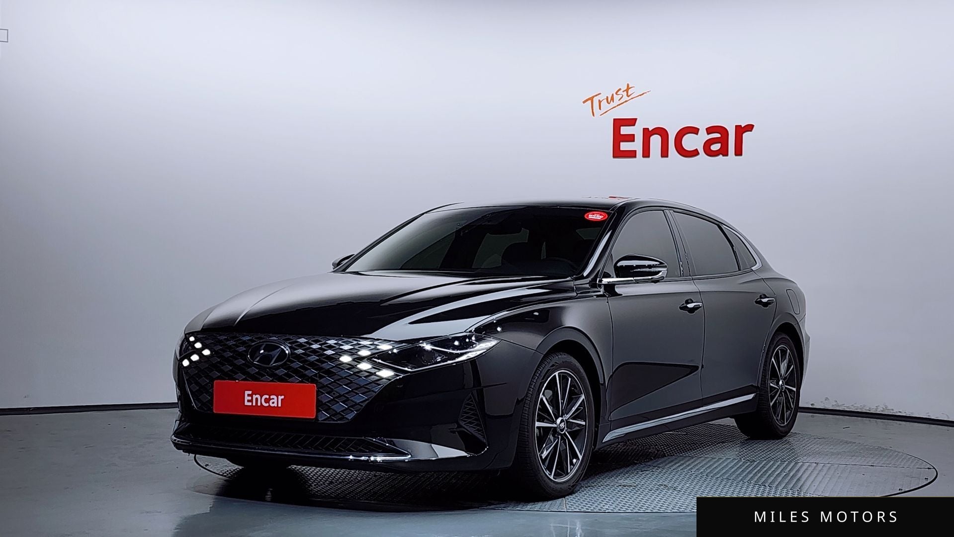 Hyundai Grandeur 2022 — фото 1 из 12