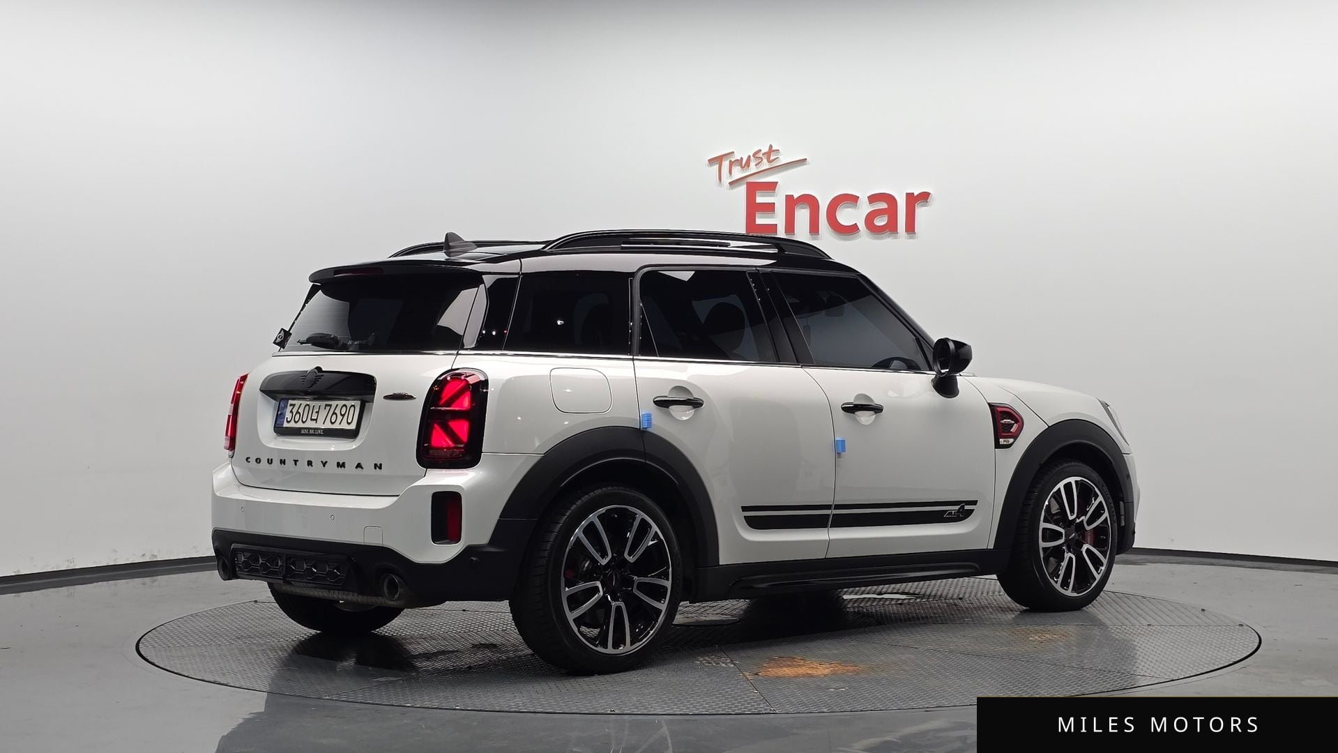 MINI Countryman 2024 — фото 1 из 12