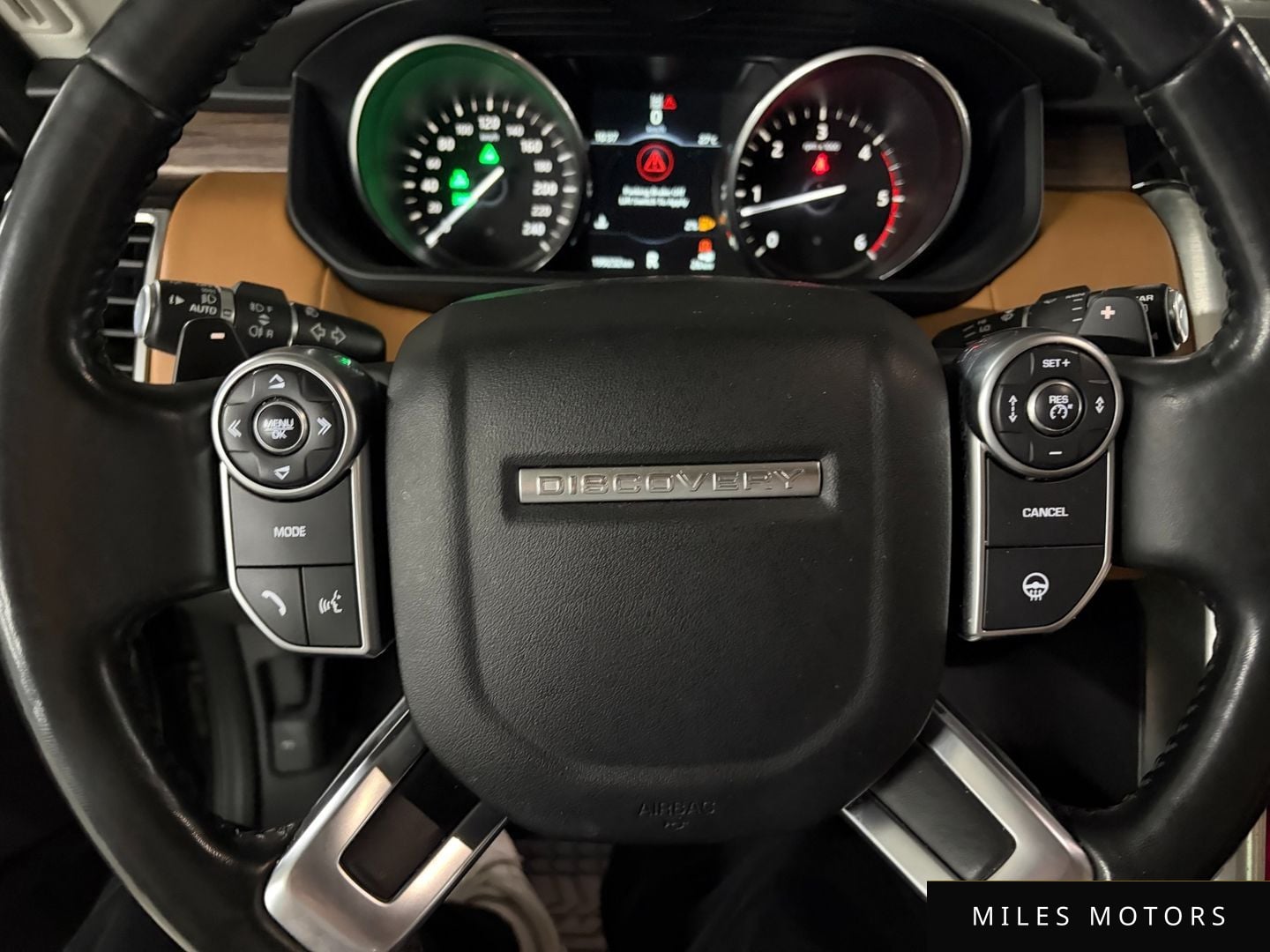 Land Rover Discovery 2017 — миниатюра 12