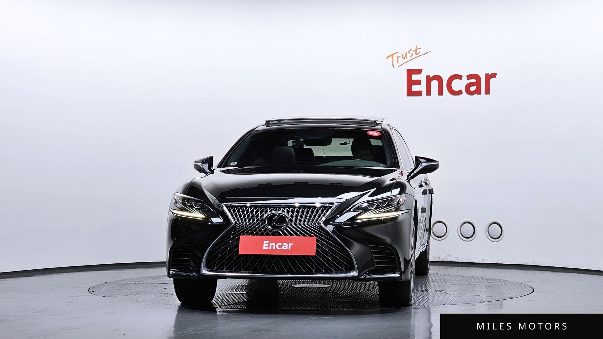 Лексус LS500 2018 — миниатюра 3