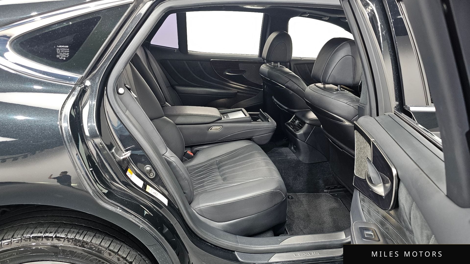 Лексус LS500 2018 — миниатюра 11