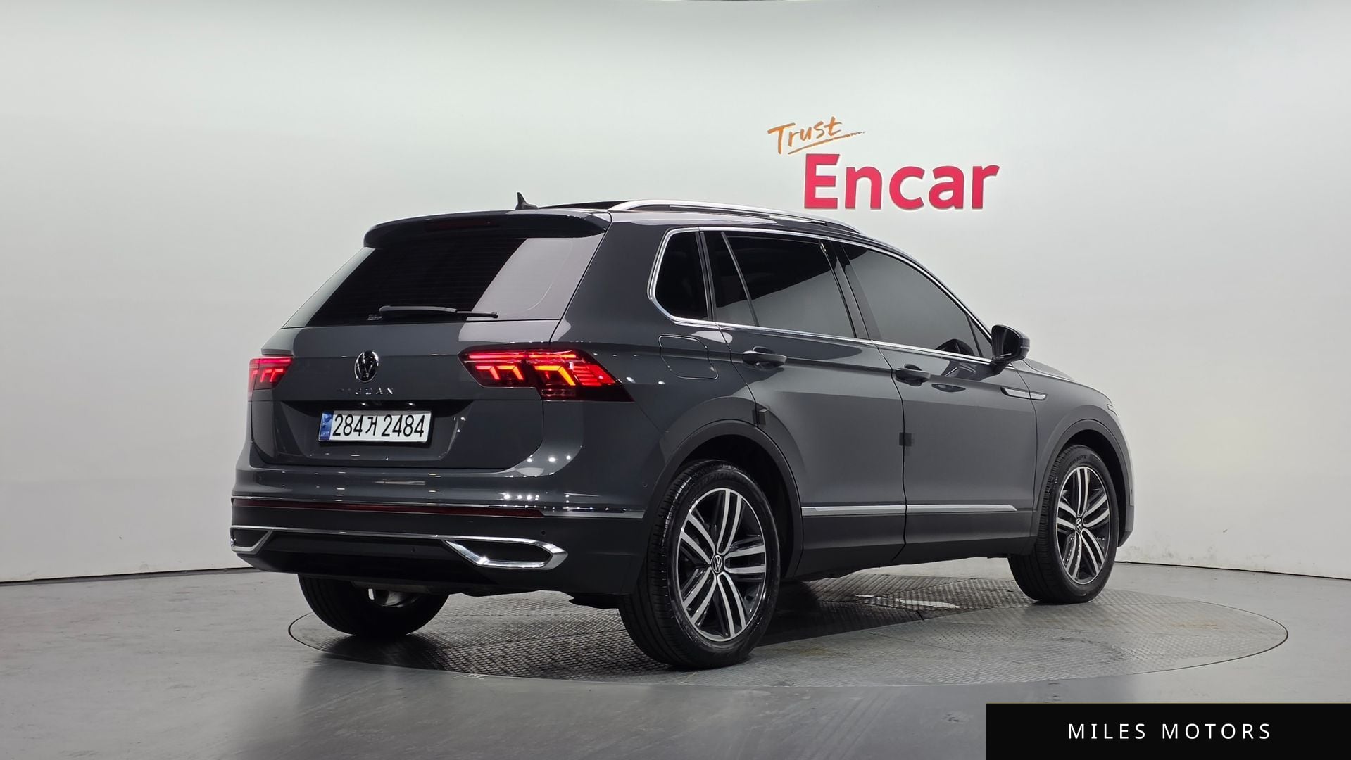 Volkswagen Tiguan 2021 — миниатюра 2