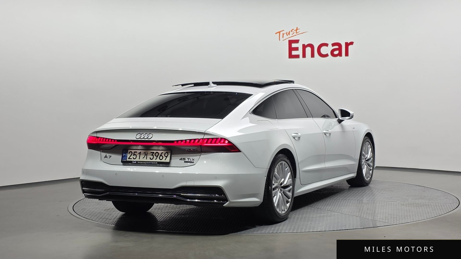 Audi A7 (4K) 2020 — миниатюра 2