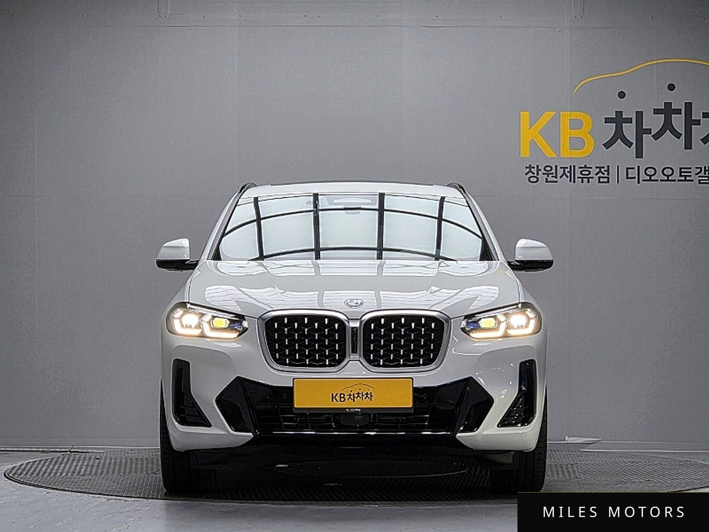 BMW X4 (G02) 2025 — миниатюра 3