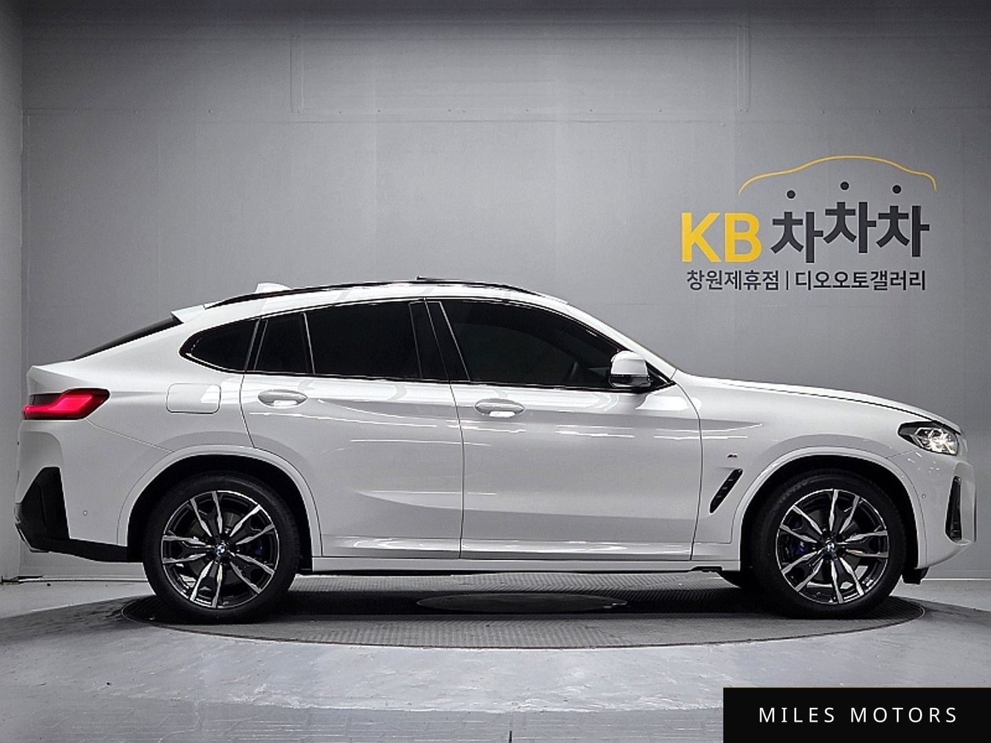 BMW X4 (G02) 2025 — миниатюра 7