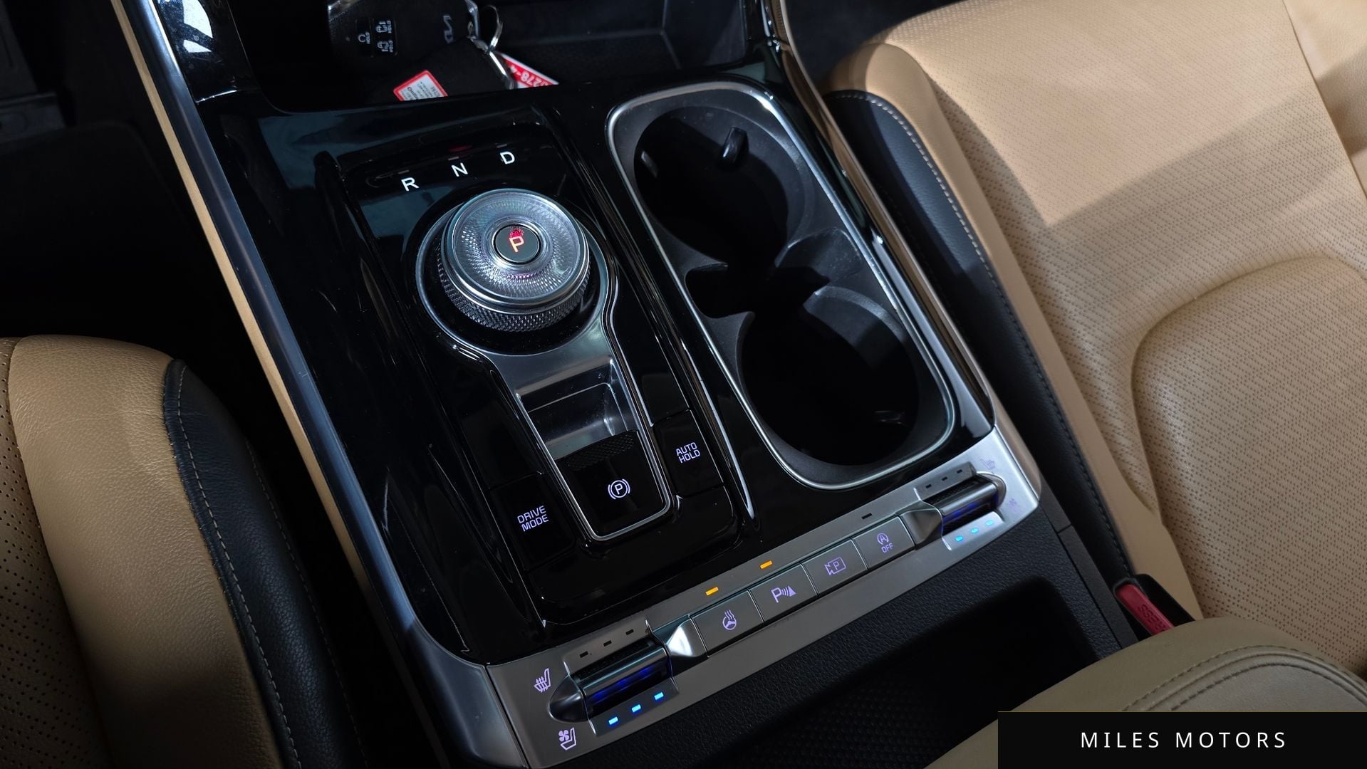 Kia Carnival 2023 — миниатюра 12