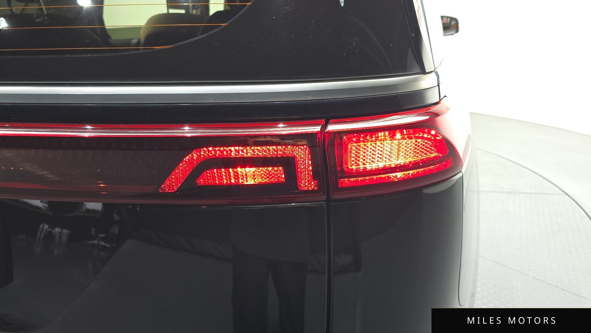 Kia Carnival 2023 — миниатюра 9