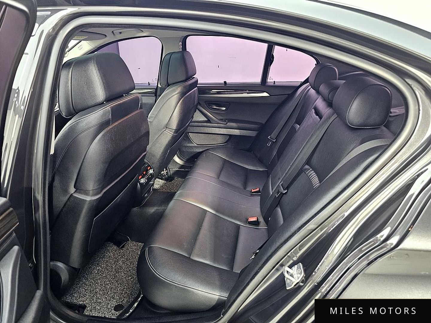 BMW 5 Series (F10) 2015 — миниатюра 9