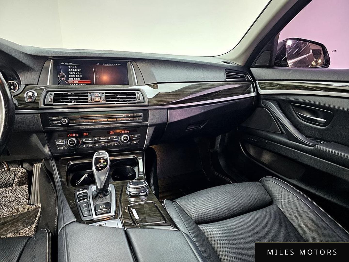 BMW 5 Series (F10) 2015 — миниатюра 10