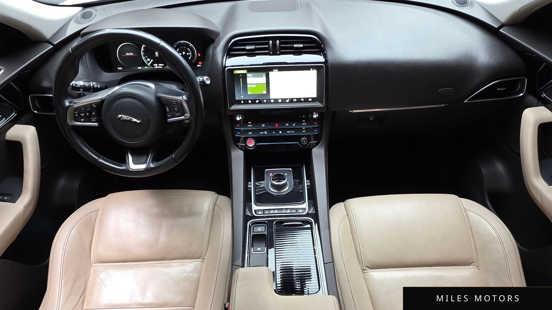 Jaguar F-PACE 2018 — миниатюра 7