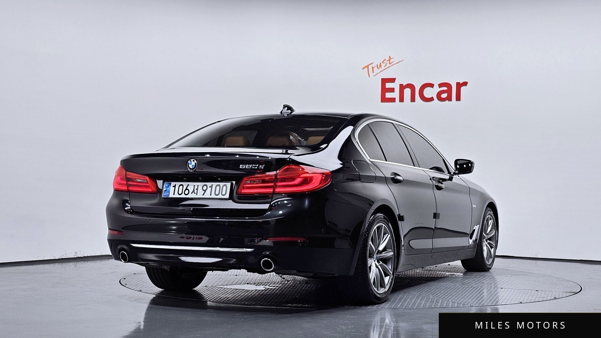 BMW 5 Series (G30) 2018 — миниатюра 2