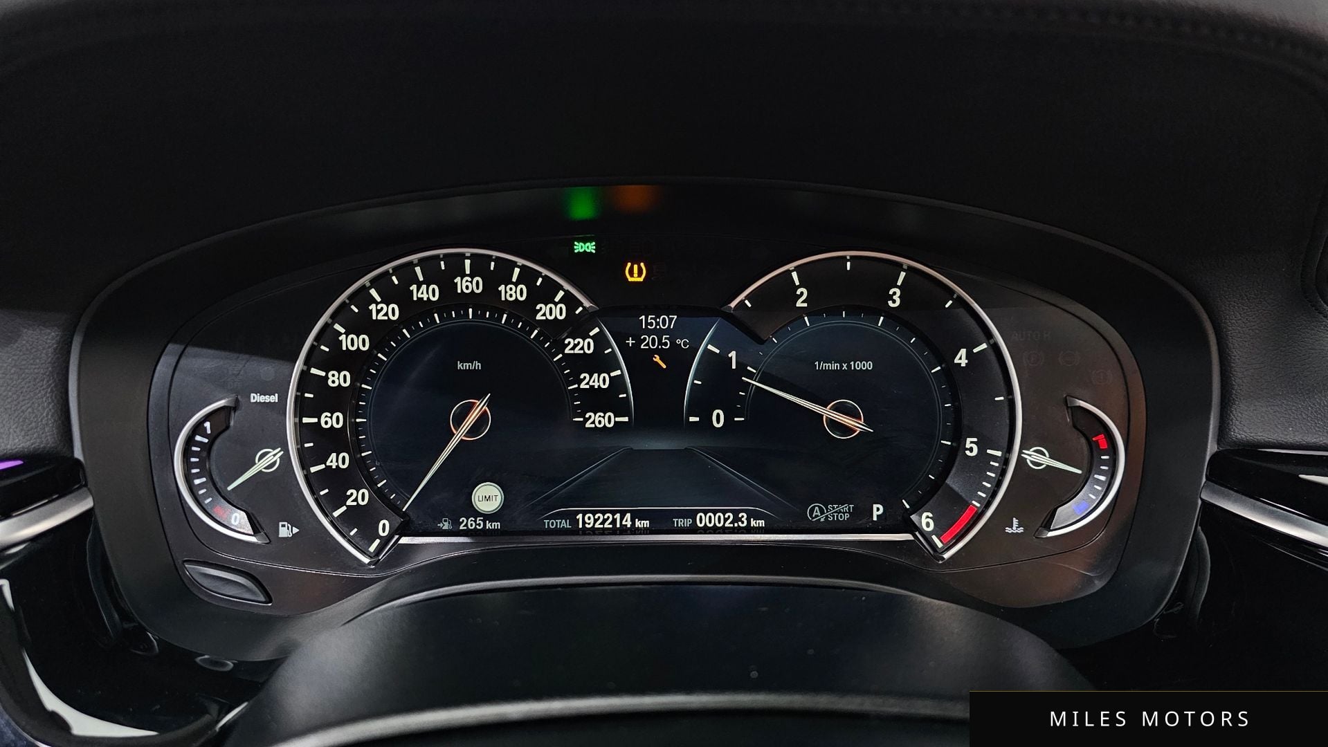 BMW 5 Series (G30) 2018 — миниатюра 8