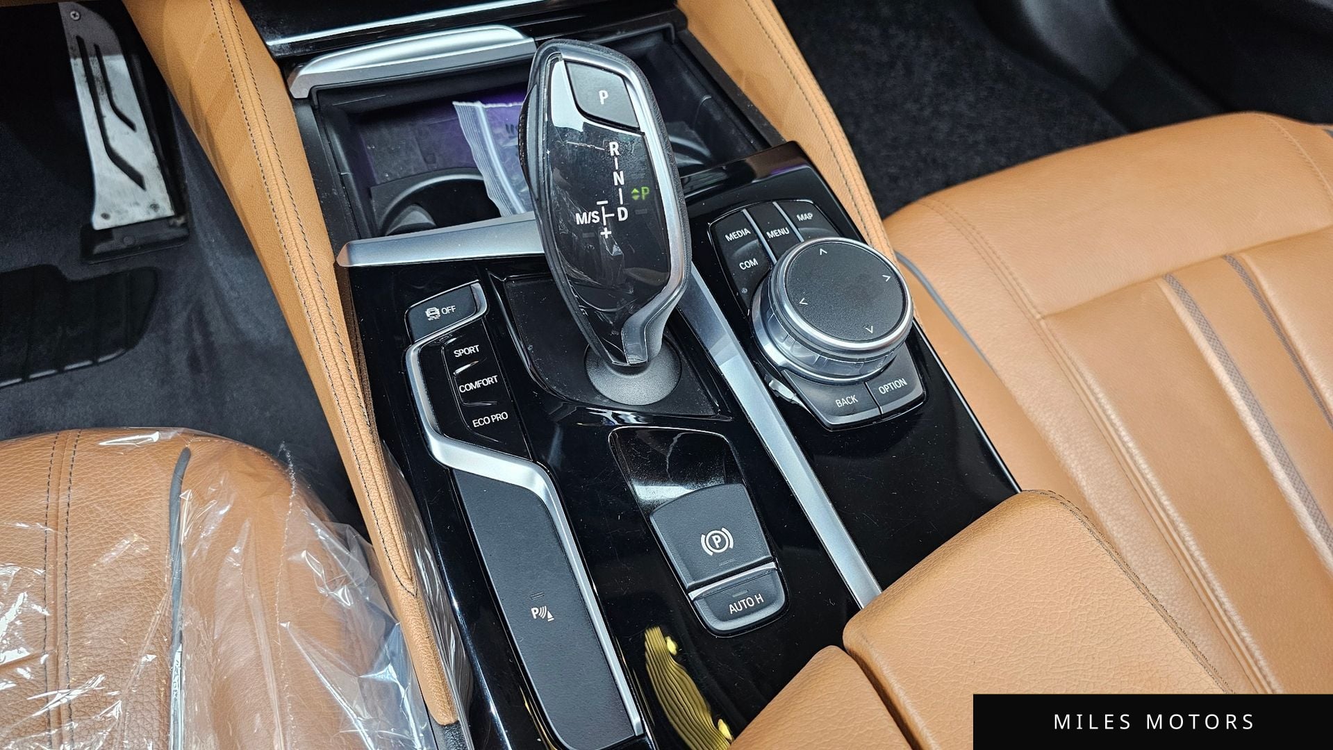 BMW 5 Series (G30) 2018 — миниатюра 9