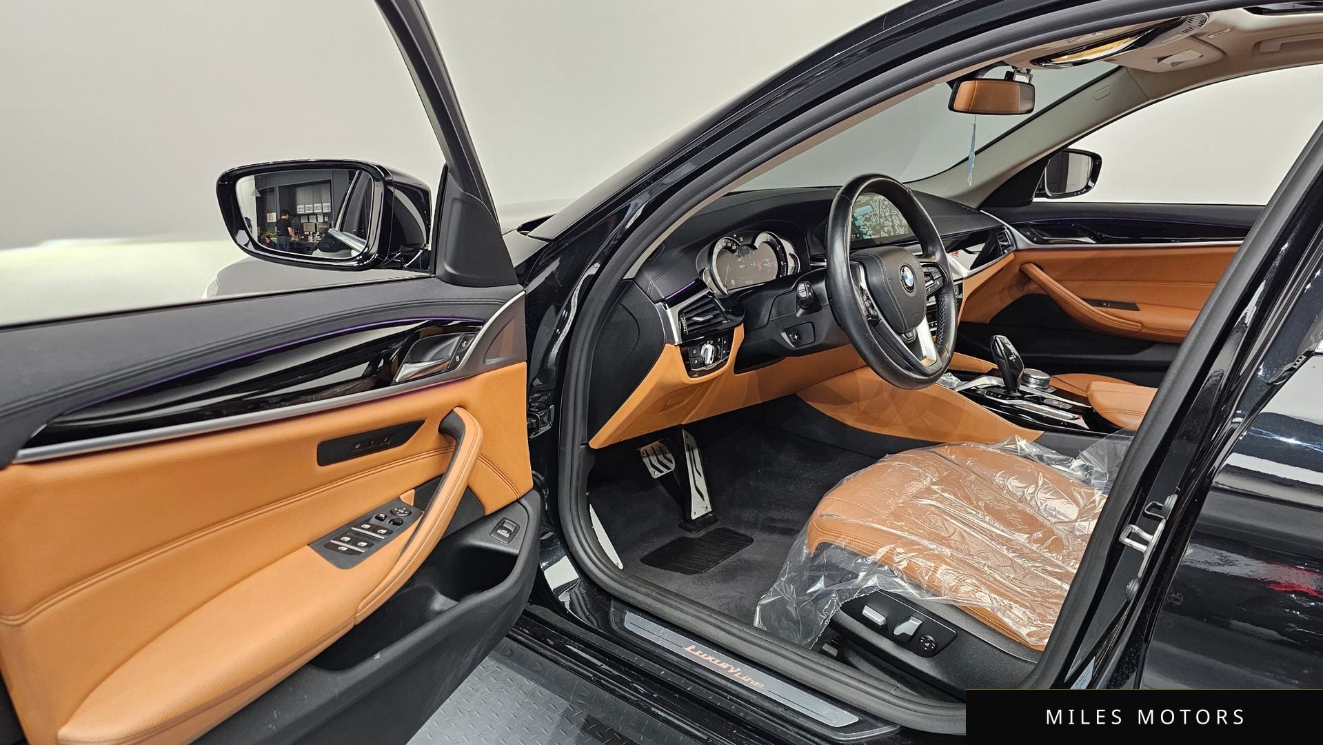 BMW 5 Series (G30) 2018 — миниатюра 10
