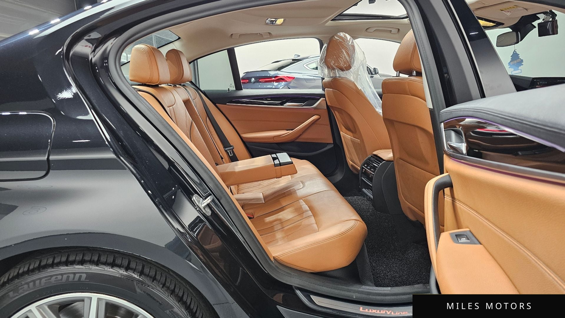 BMW 5 Series (G30) 2018 — миниатюра 11