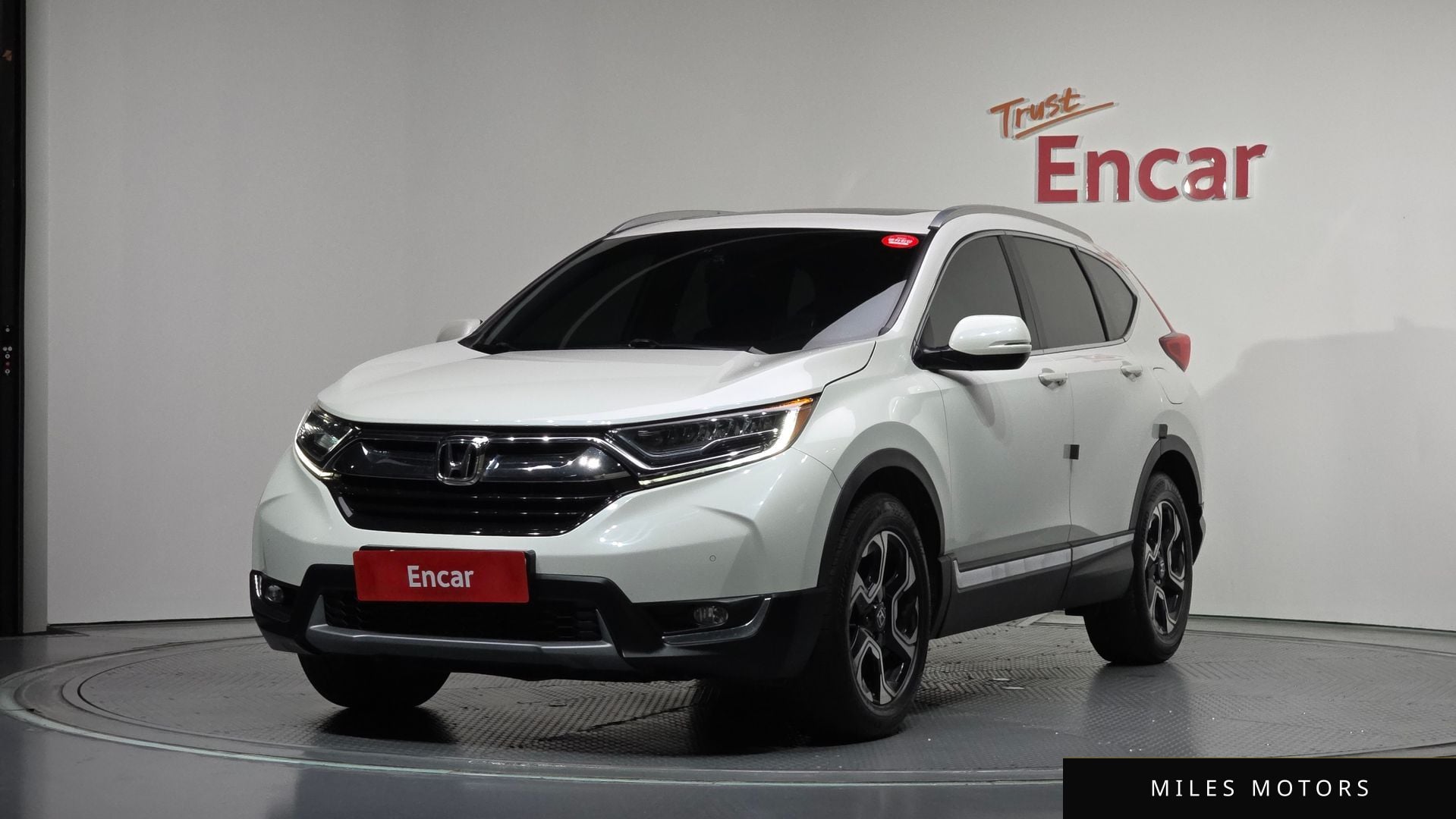 Honda CR-V 2017 — фото 1 из 12