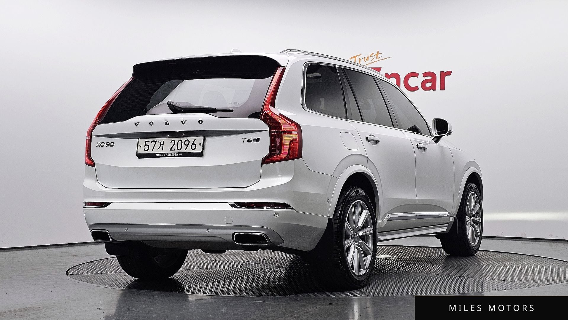 Volvo XC90 2018 — миниатюра 2