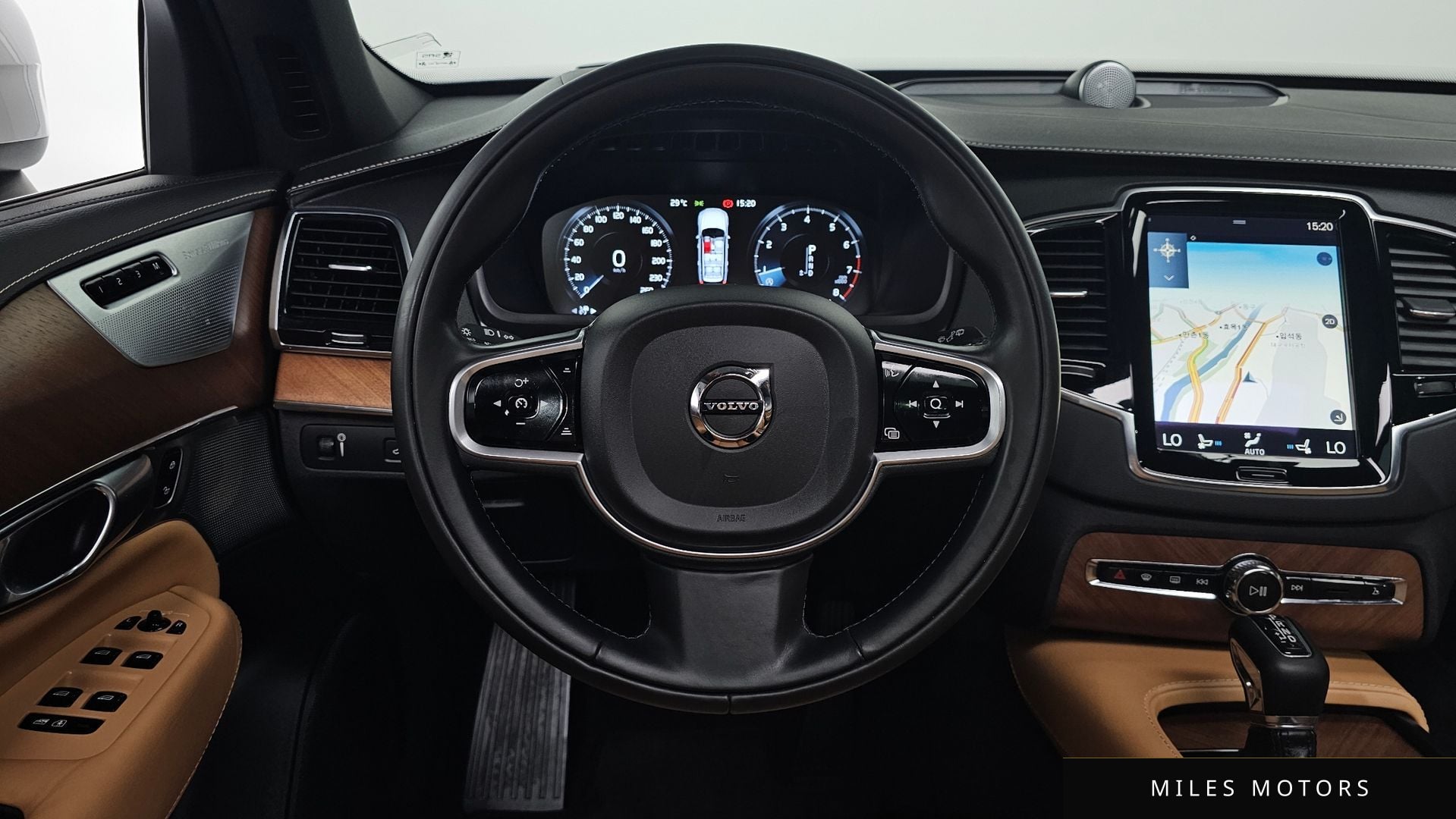 Volvo XC90 2018 — миниатюра 12