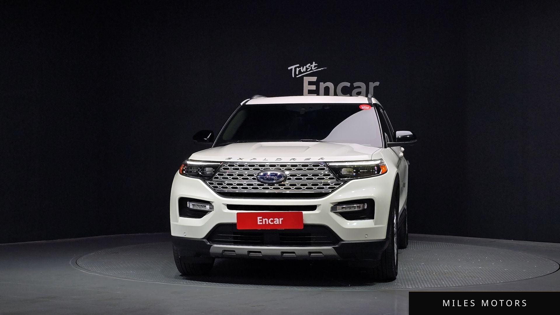 Ford Explorer 2022 — миниатюра 3