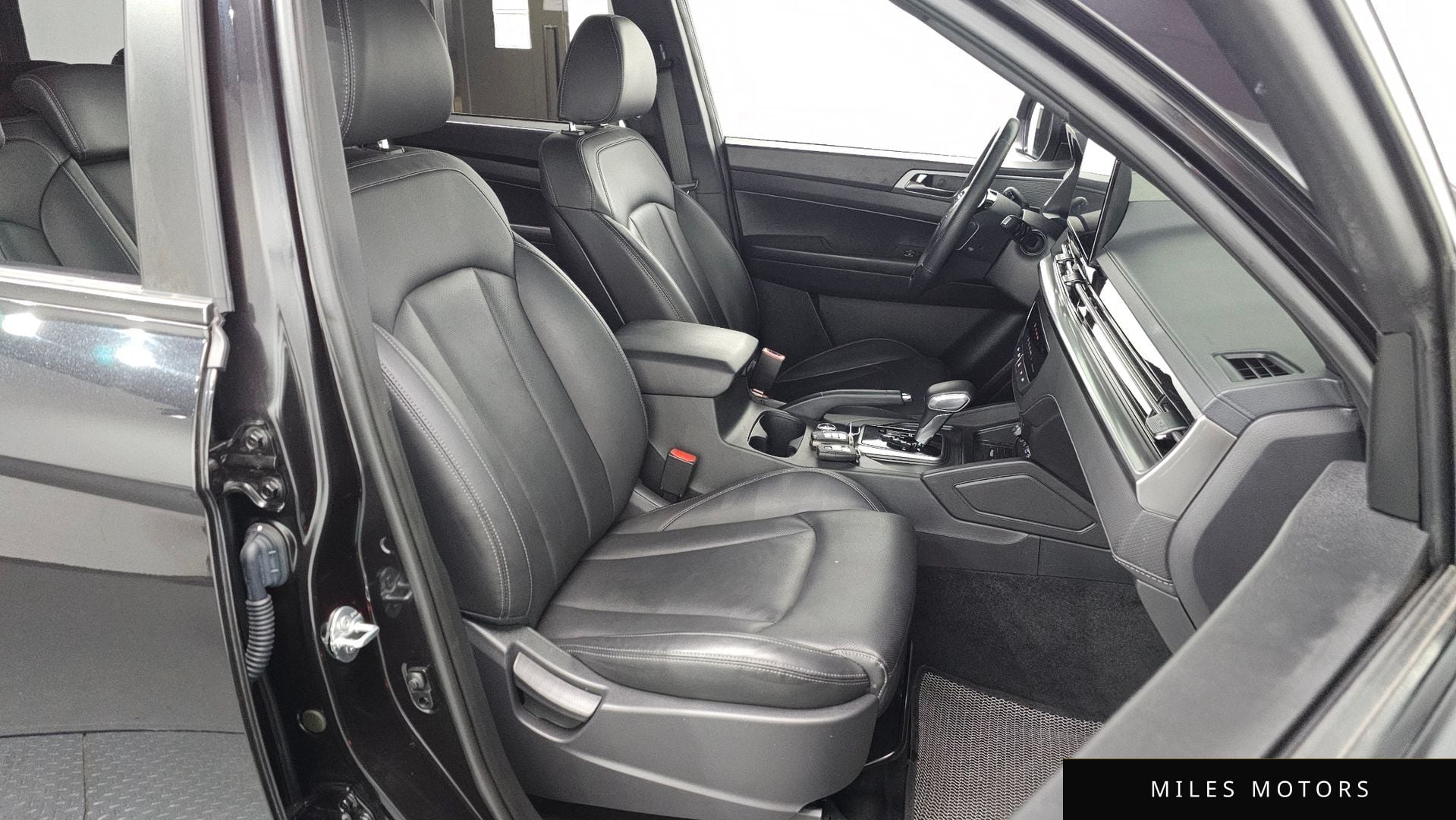 KG Mobility Rexton 2024 — миниатюра 11