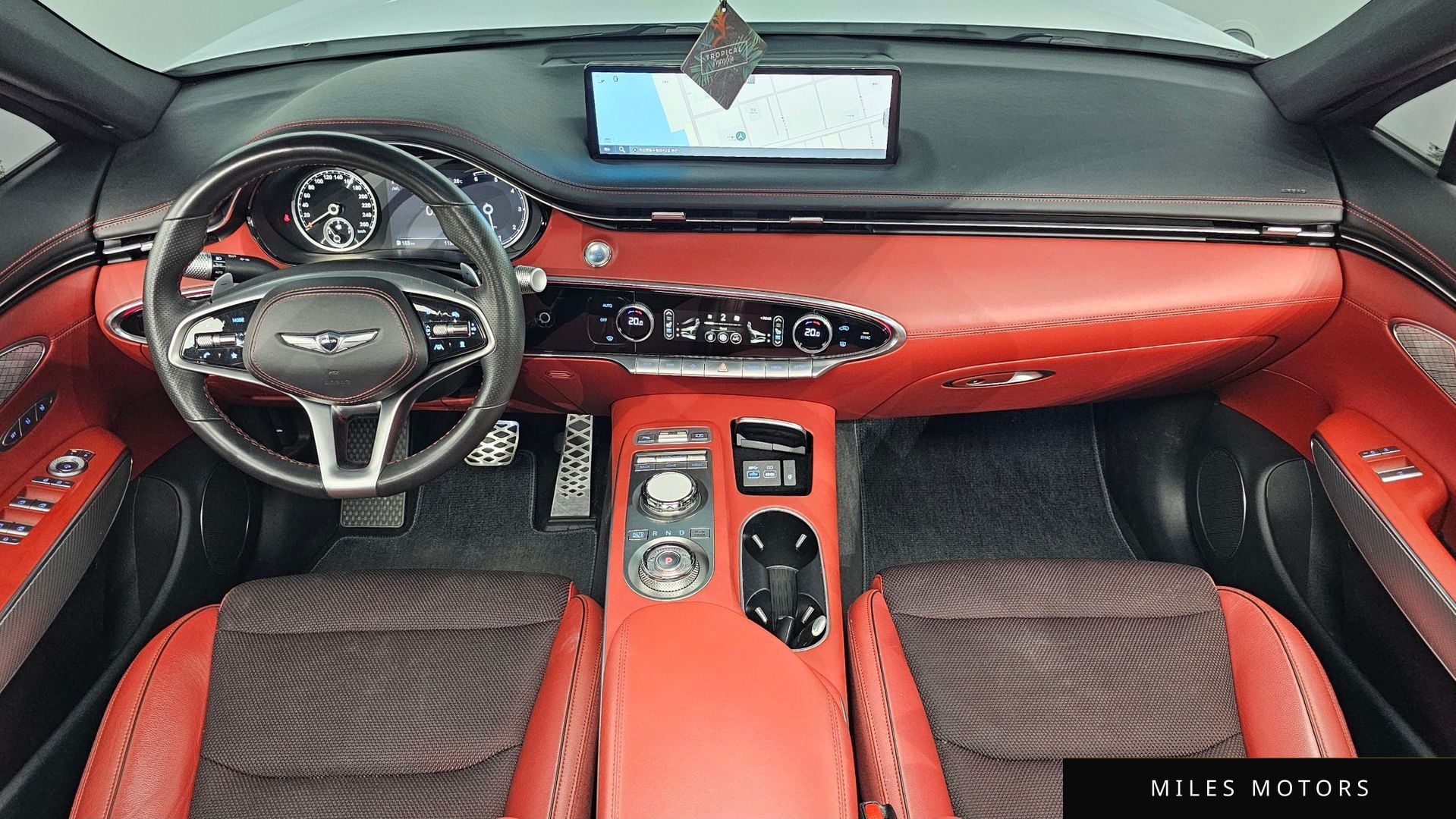 Genesis GV70 2022 — миниатюра 9
