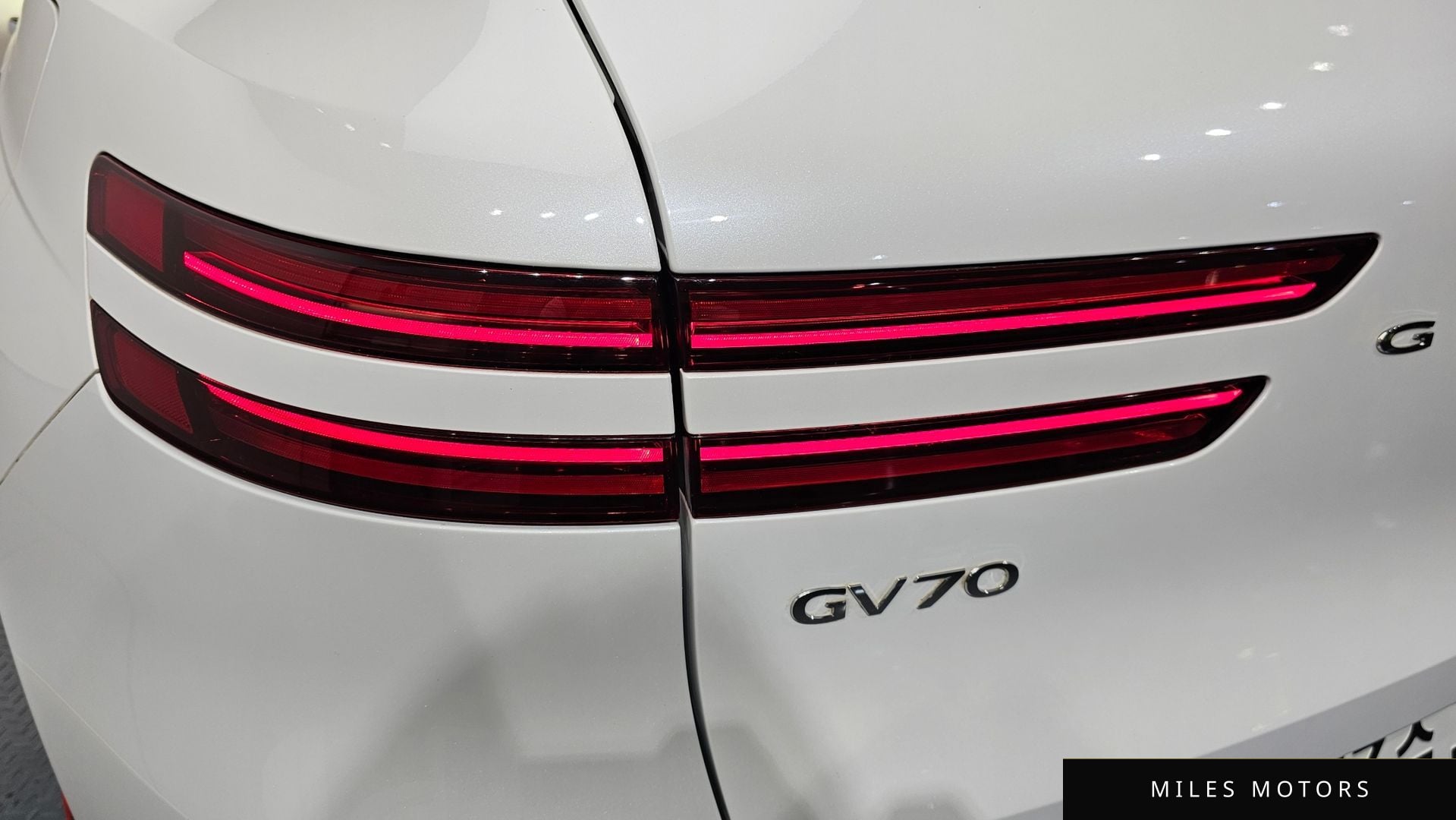 Genesis GV70 2022 — миниатюра 8