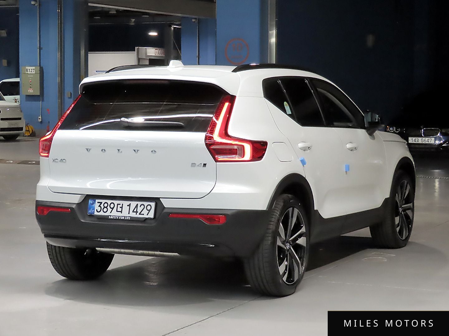 Volvo XC40 2026 — миниатюра 2