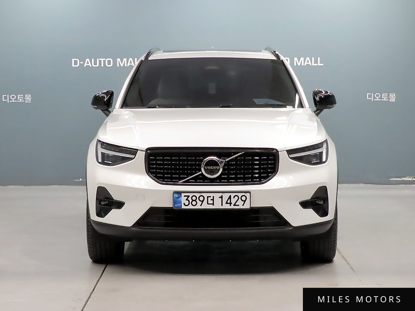Volvo XC40 2026 — миниатюра 3