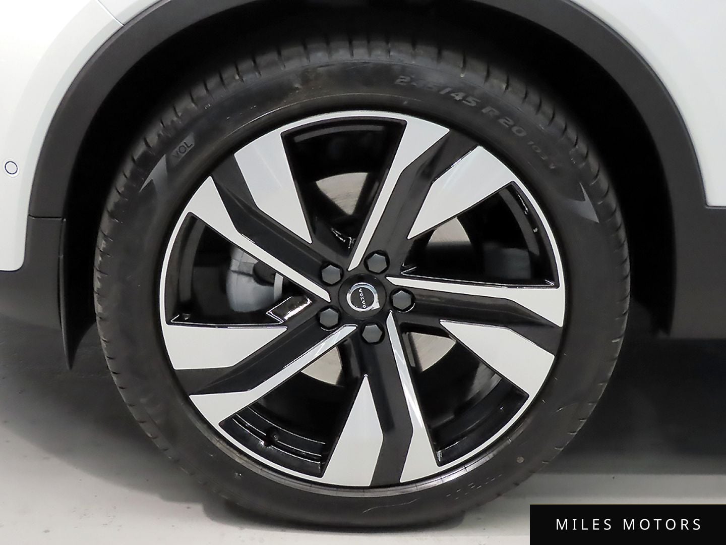 Volvo XC40 2026 — миниатюра 5