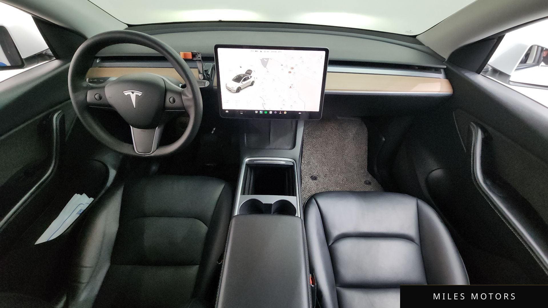 Tesla Model Y 2021 — миниатюра 7