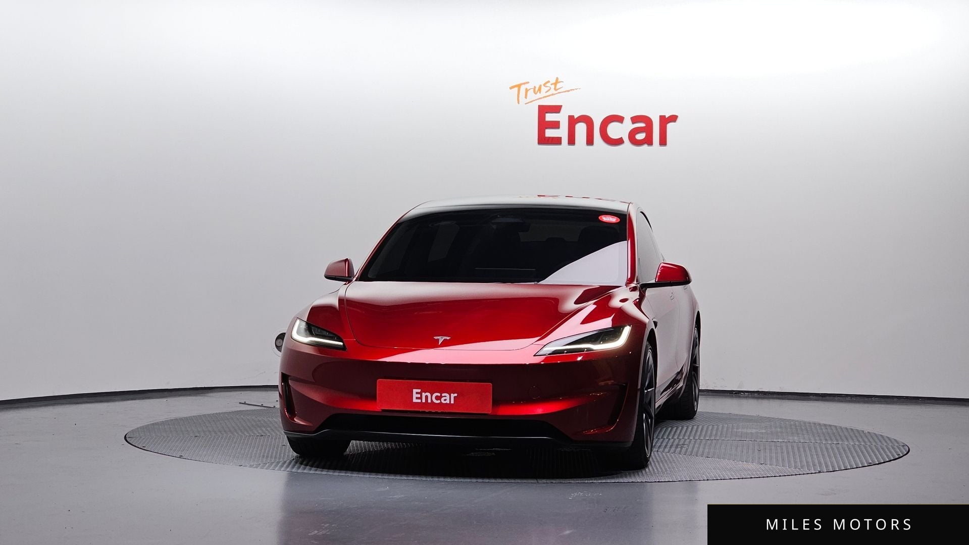Tesla Model 3 2024 — миниатюра 3