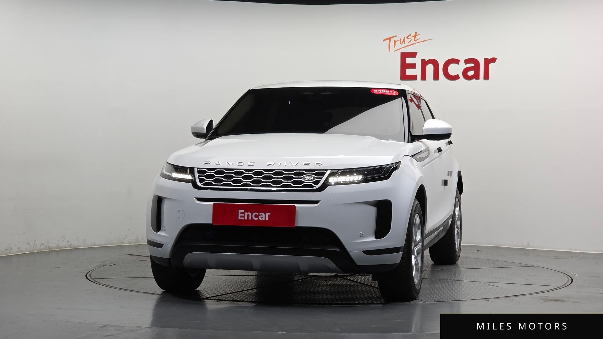 Land Rover Range Rover Evoque 2023 — миниатюра 2